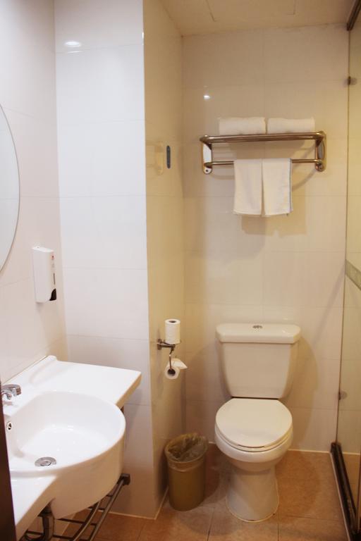 Hanting Hotel Ji'Nan Baotuquan Hongjialou 部屋 写真